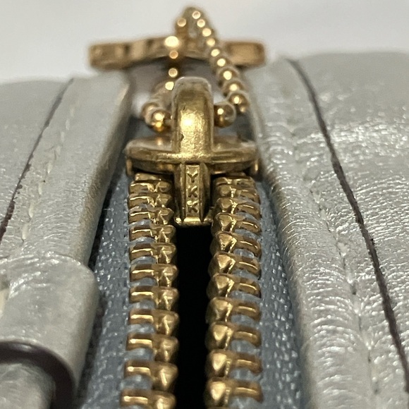 Coach Quilted Camera Bag - Picture 9 of 12